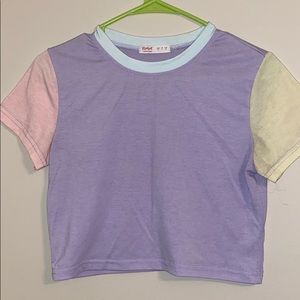 SUPER CUTE pastel crop tee